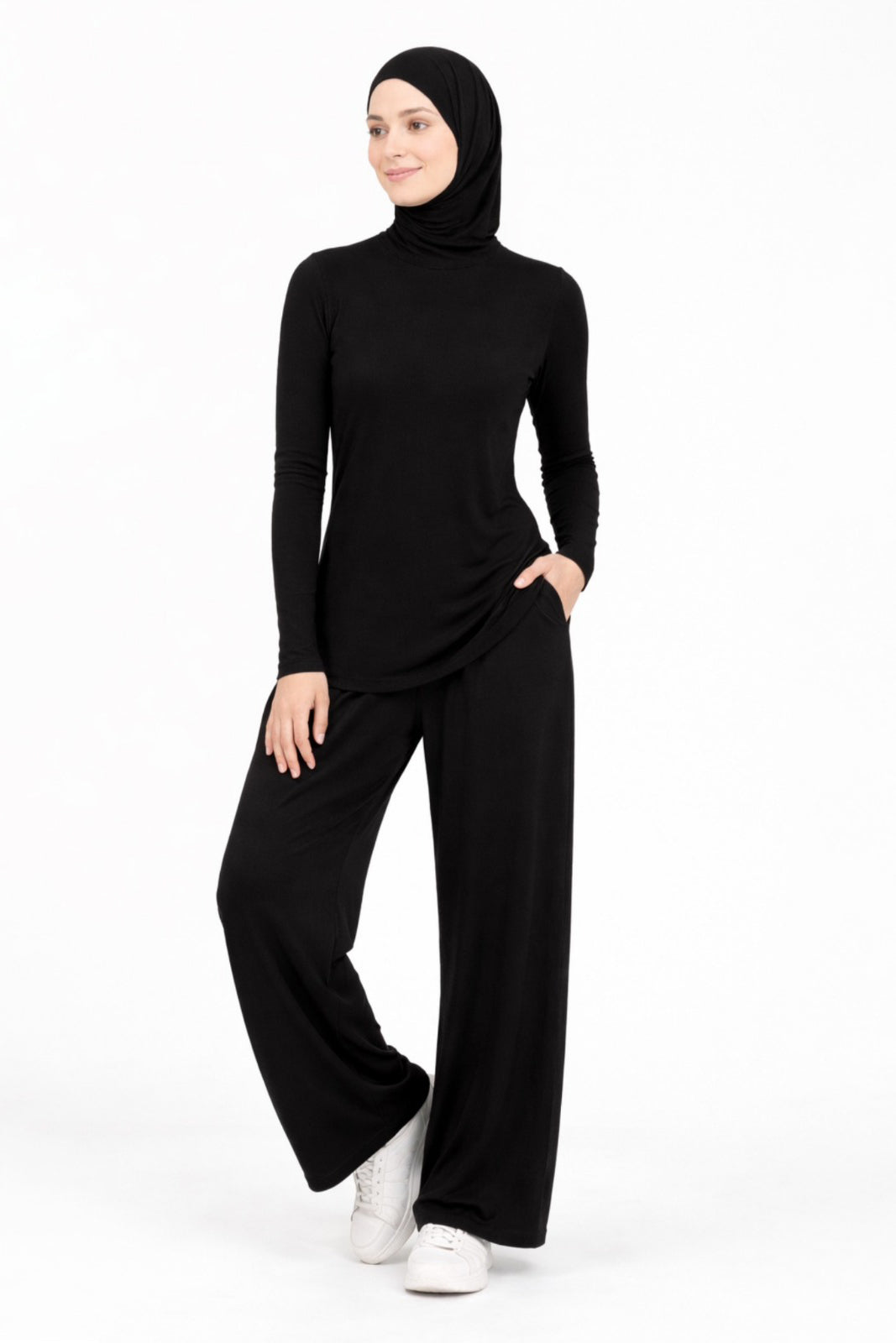 Pull capuche intégrée